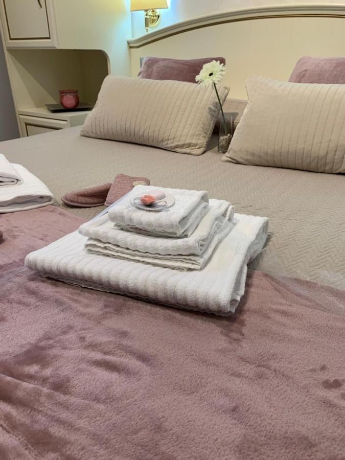 Bed and Breakfast Domus Via Veneto Roma Exterior foto