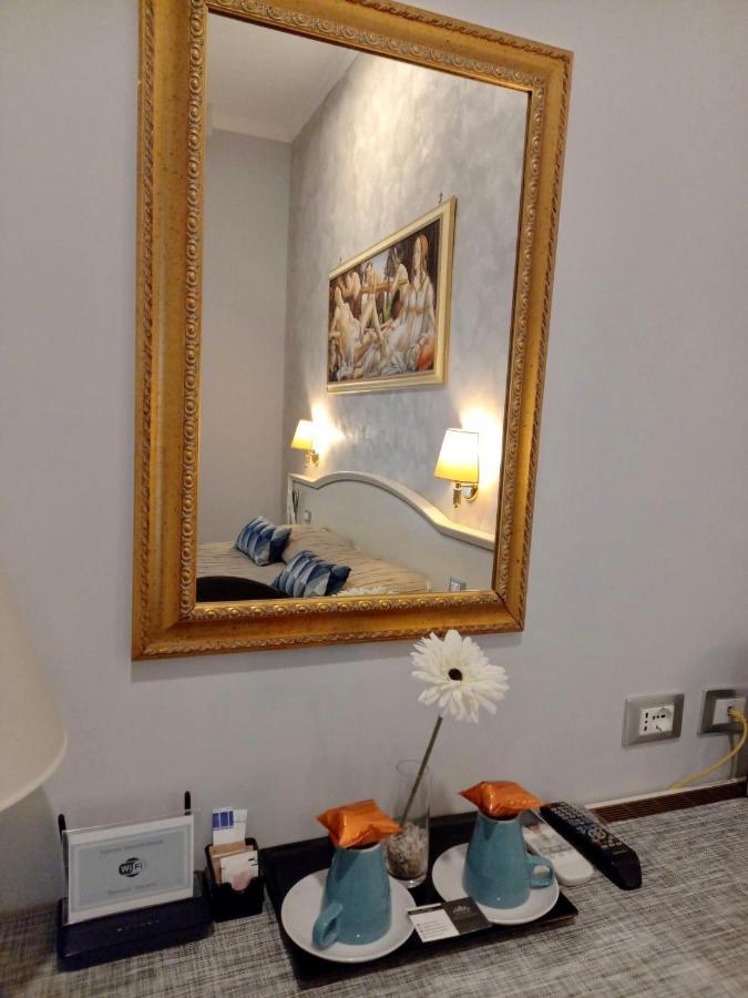 Bed and Breakfast Domus Via Veneto Roma Exterior foto