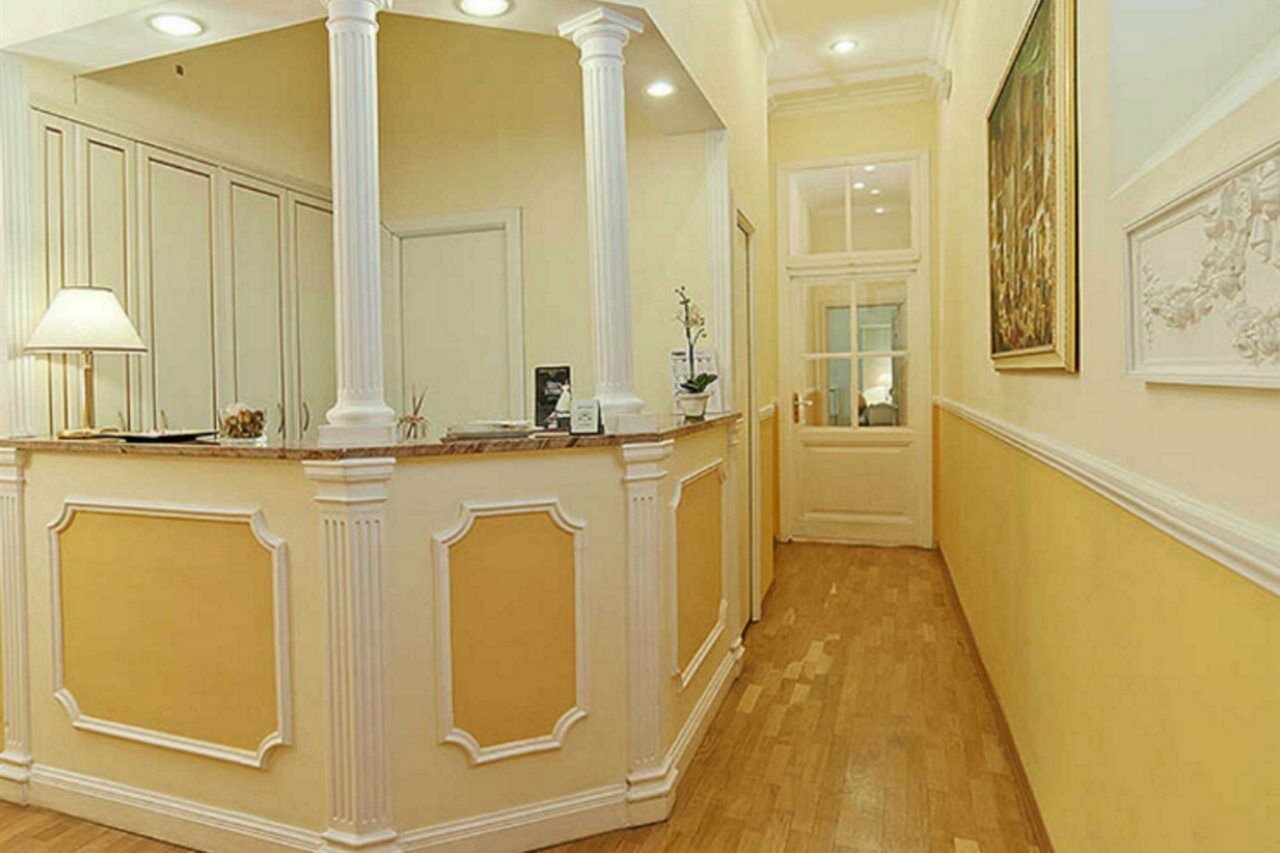 Bed and Breakfast Domus Via Veneto Roma Exterior foto